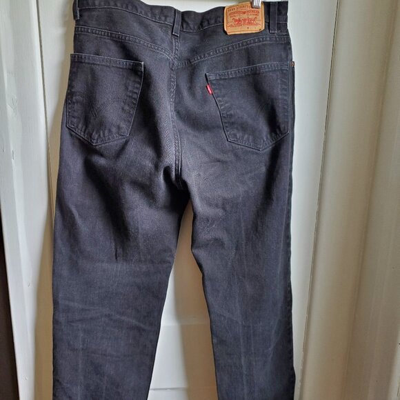 Black Levi’s 550 relaxed fit size 36 - Picture 1 of 4